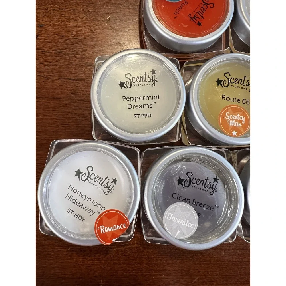 SCENTSY Lot of 15 Mix‎ Wickless Wax 1
